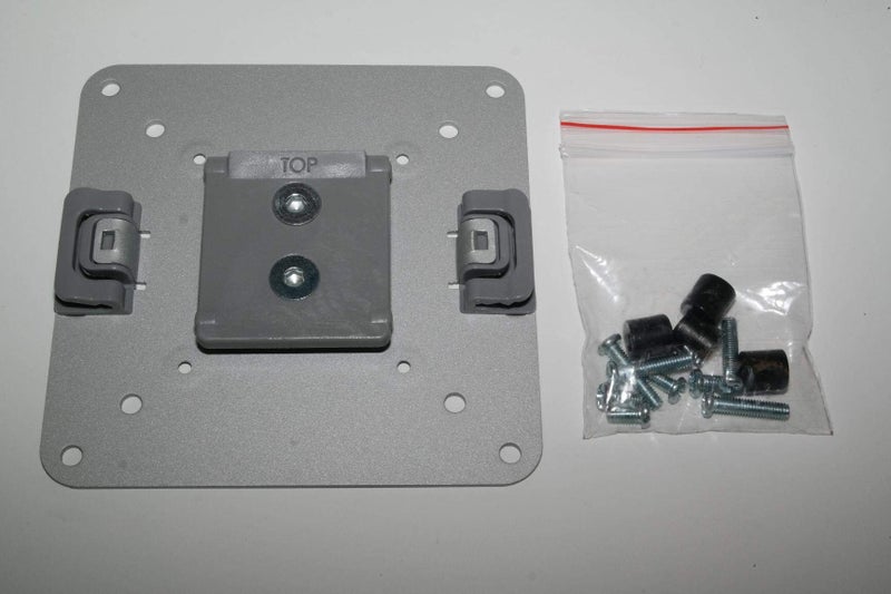 Humanscale SILVER VESA PLATE MONITOR PLATE MOUNT 100X100MM FOR M8 M2 M-FLEX WITH SCREWS - Image 1